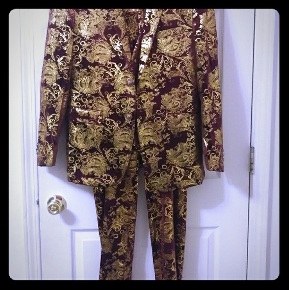 Suit